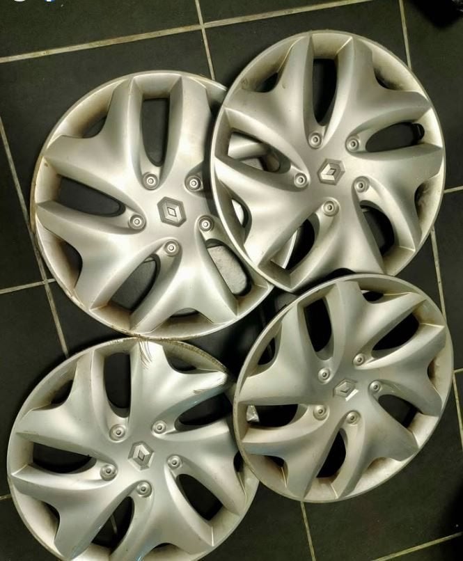4 enjoliveurs Renault 15", Autos : Divers, Enjoliveurs, Enlèvement, Utilisé