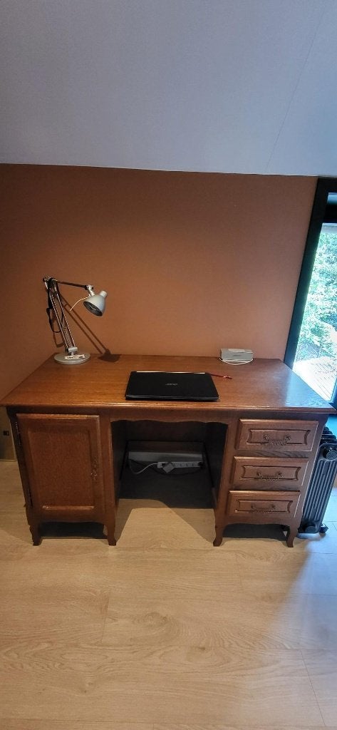 bureau en bois massif, 135 cm, 62 cm, Avec tiroirs, Enlèvement