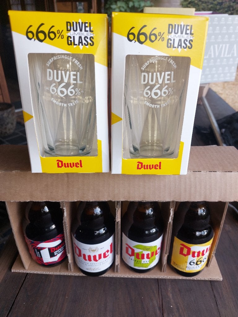 Tumbler glazen Duvel en 4 volle flesjes, Ophalen of Verzenden, Zo goed als nieuw, Glas of Glazen, Duvel