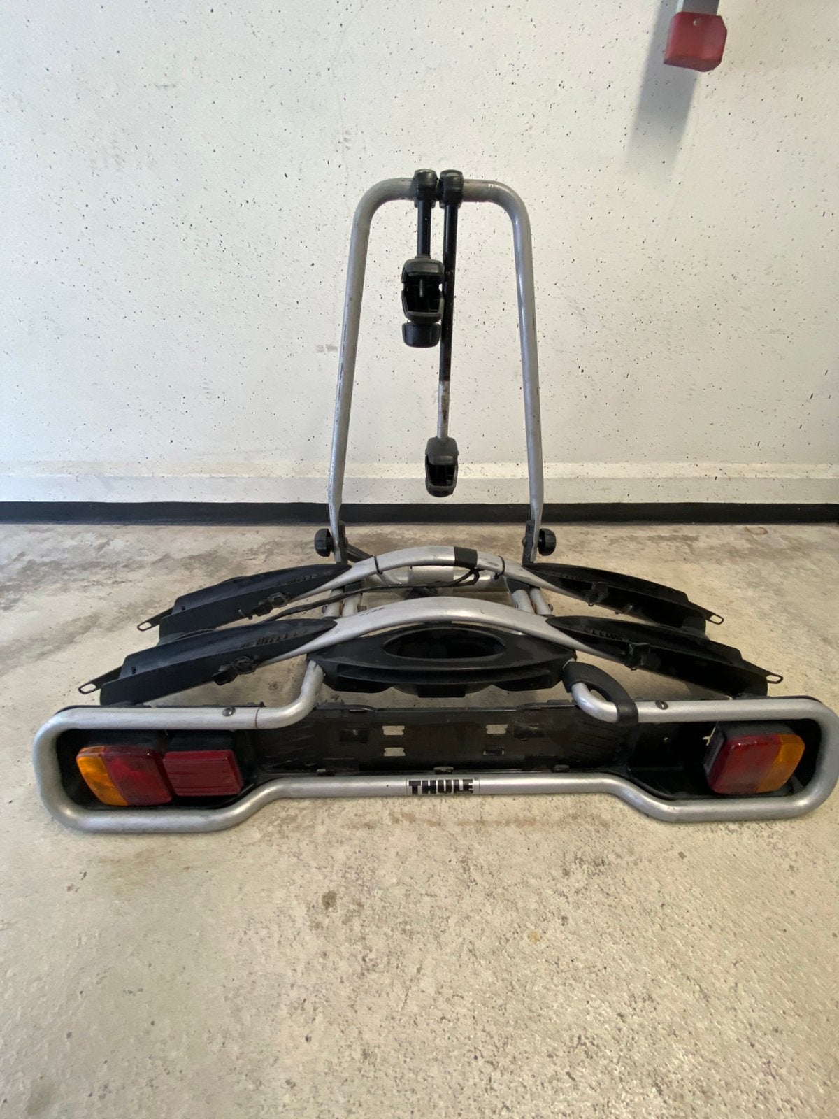 Porte-vélos pour 2 vélos, Autos : Divers, Porte-vélos, Support d'attelage, 2 vélos, Pneus larges, Enlèvement