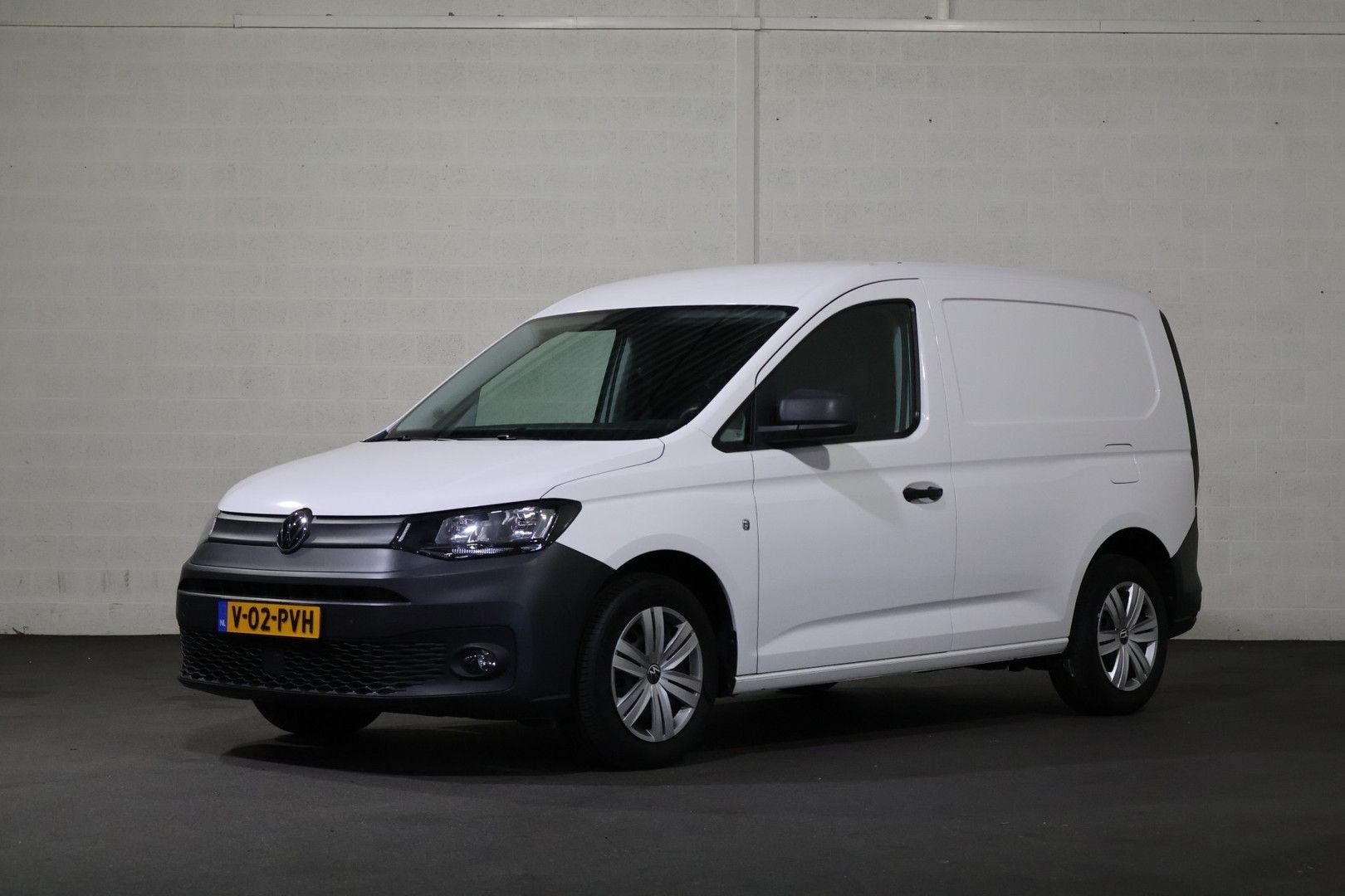 Volkswagen Caddy 1.5 TSI 115pk Camera Trekhaak Apple Carplay, Auto's, Bestelwagens en Lichte vracht, Wit, Handgeschakeld, Centrale vergrendeling