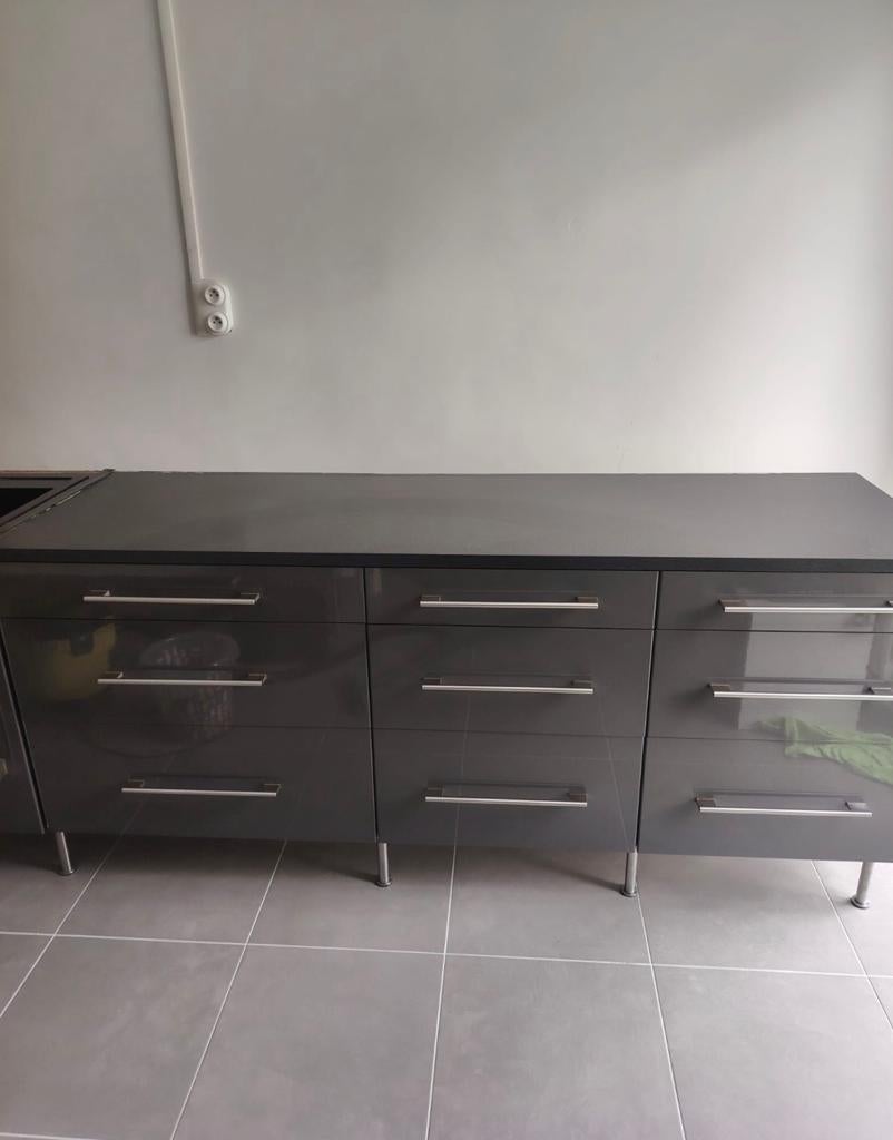 CUISINE ÉQUIPÉE IKEA - ÉTAT EXCEPTIONNEL (PROCHE DU NEUF), Huis en Inrichting, Keuken | Complete keukens, Ophalen