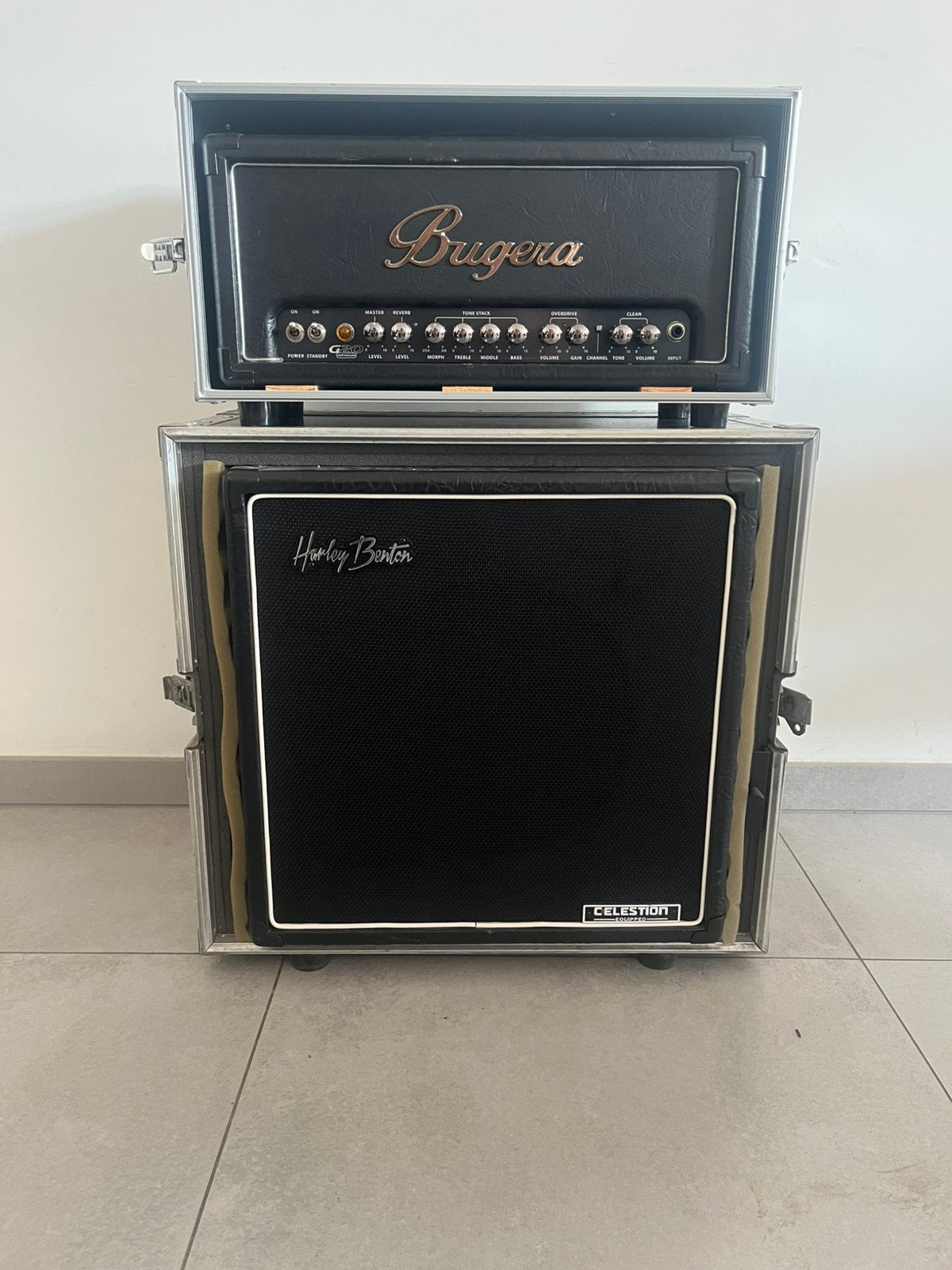 Bugera G20 Infinium + Harley Benton (Incl. Flightcases), Muziek en Instrumenten, Ophalen, Zo goed als nieuw