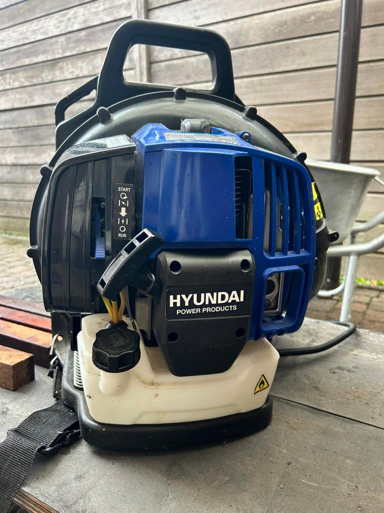 Hyundai bladblazer - als nieuw!, Ophalen, Zo goed als nieuw, Benzine, Ruggedragen