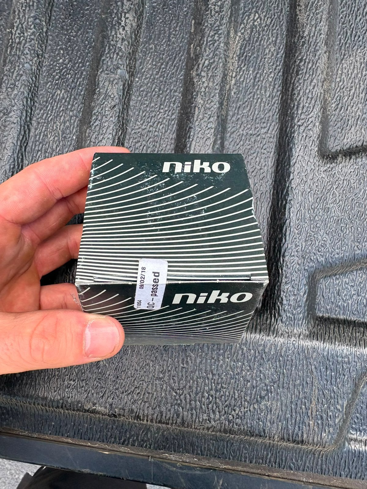 Niko flush mounted dimmers, Ophalen of Verzenden, Zo goed als nieuw