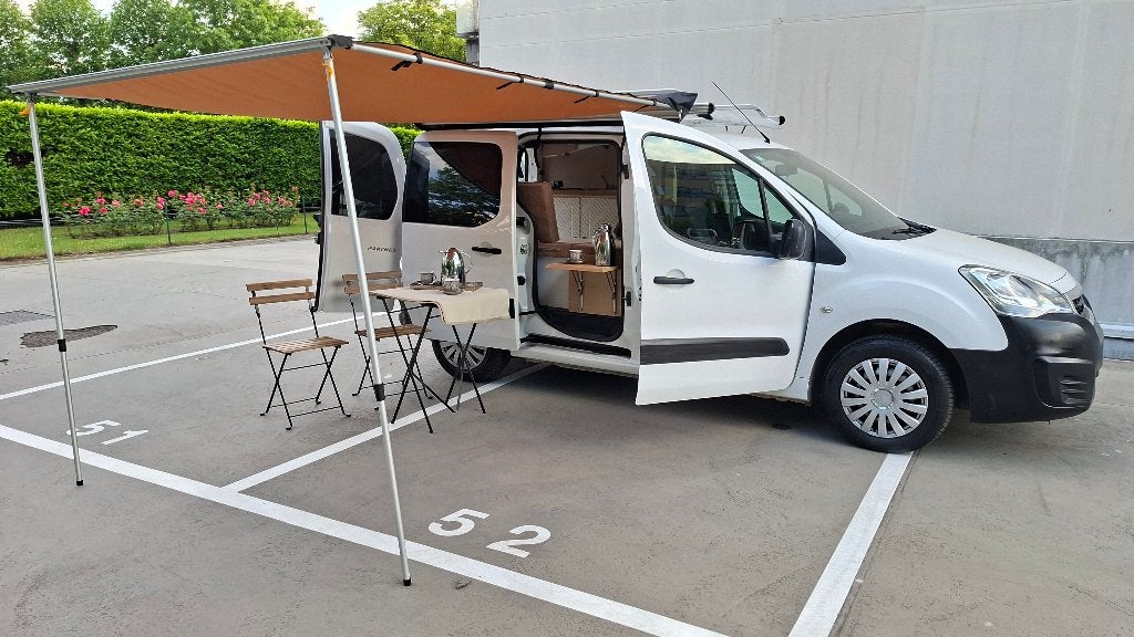 Campervan Peugeot Partner 1.6 di 3 places/L1H1 Clima, Caravanes & Camping, Camping-cars, Particulier, jusqu'à 5, Modèle Bus ou Fourgon aménagé