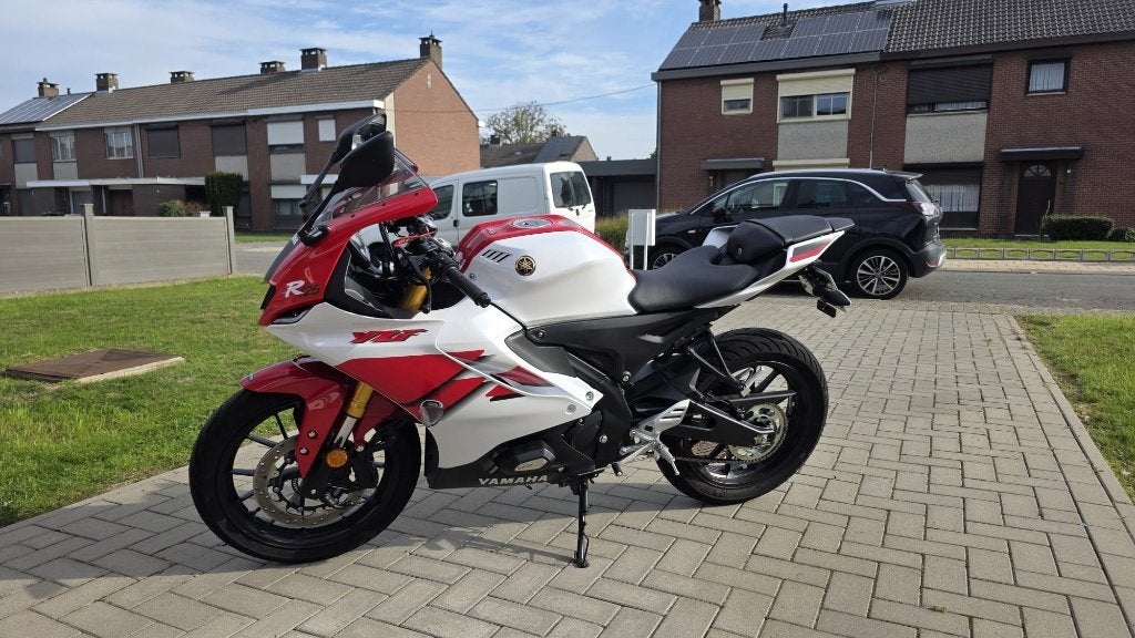 Yamaha YZF-R125 70th Anniversary Limited Edition, Nieuw, 125 cc, 11 kW of minder, ABS