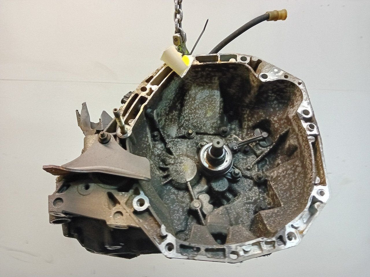 Versnellingsbak schakel Renault Clio, Onderdelen@venauto.nl, Van der Ven Autorecycling B.V., Ettenseweg 76, 4706 PB Roosendaal, The Netherlands