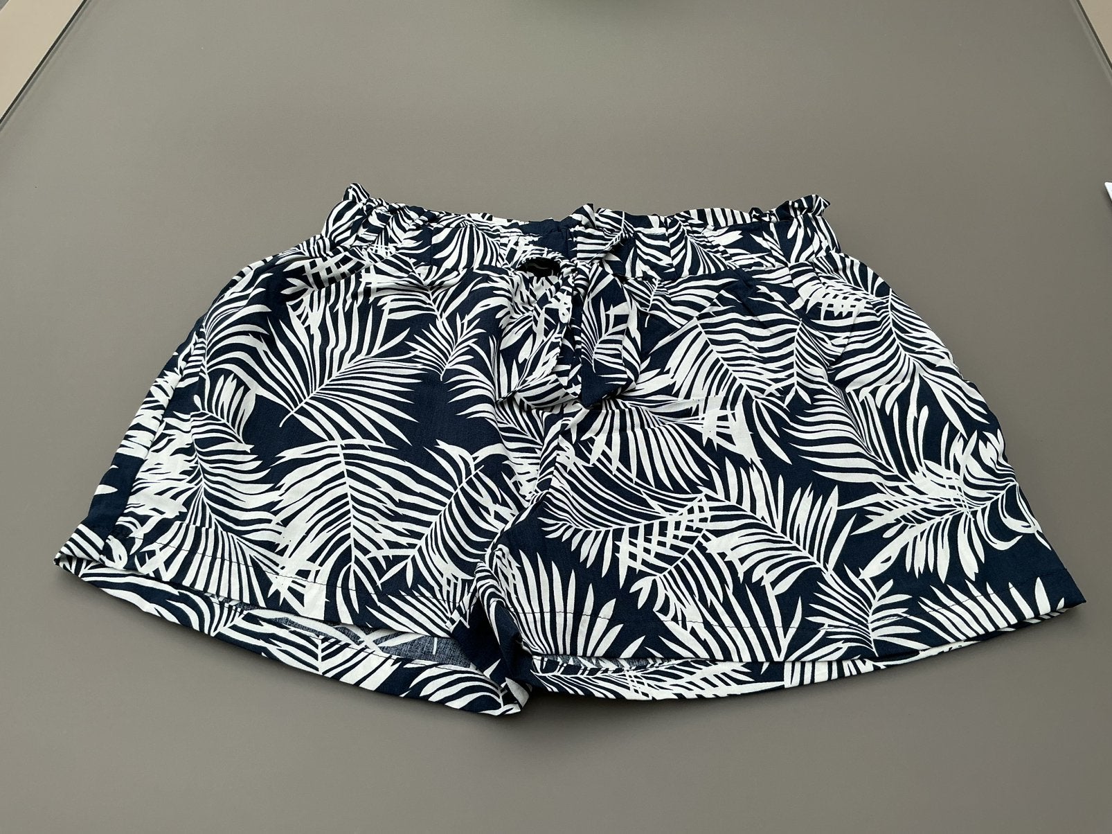 Short dames - HAILYS - medium - NIEUW!, Kleding | Dames, Overige Dameskleding, Ophalen of Verzenden, Nieuw