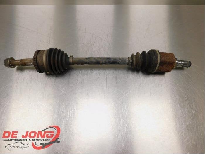 Arbre de transmission avant gauche d'un Nissan Almera Tino, -, 3 mois de garantie, Utilisé, -