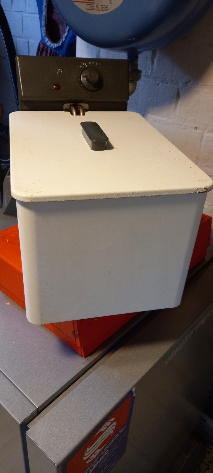 fri  fri 3 liter friteuse, zeer goede staat, te geven, Elektronische apparatuur, Ophalen