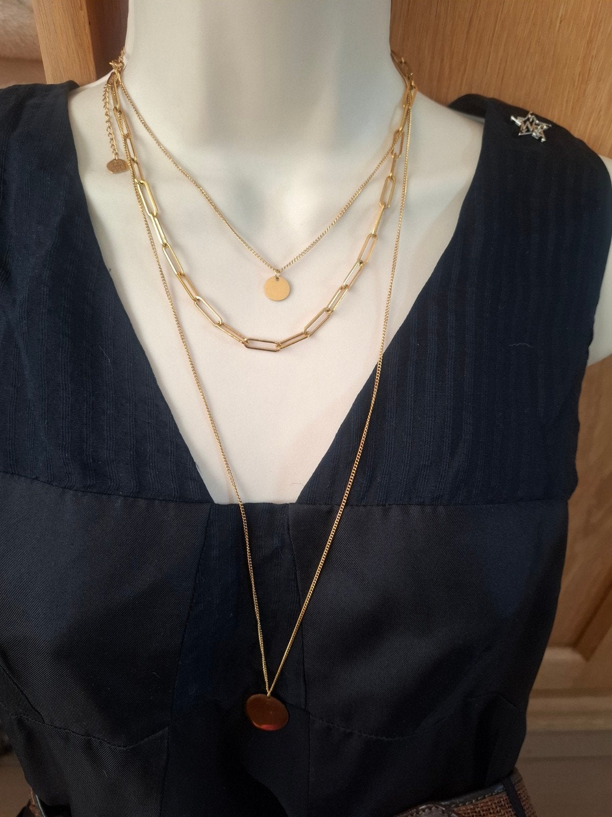 Neuf bundle collier 3 chaînes acier doré lolo yaya, Enlèvement ou Envoi, Neuf, Autres matériaux, Réglable