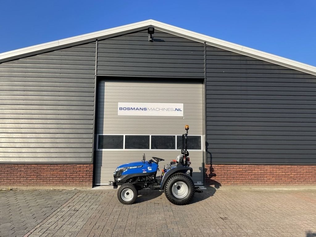 Solis 20 4WD (18.5 PK mitsubishi) minitractor NIEUW gazonban, Articles professionnels, Autres types
