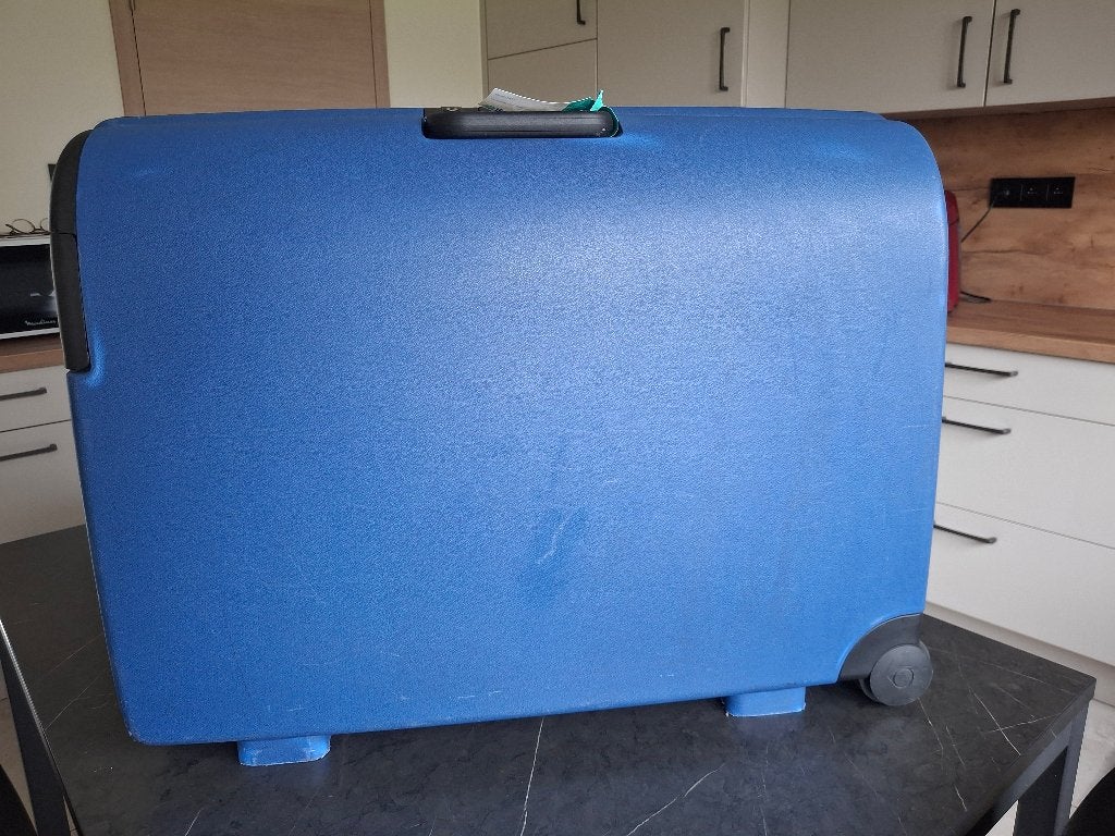 Grande valise Carlton en très bon état., 70 cm ou plus, Plastique dur, Moins de 35 cm, Enlèvement