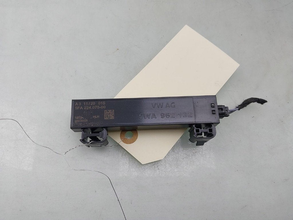ANTENNE D'ACCÈS SANS CLÉ ID.4 (E21) (|5WA962132|), Volkswagen, Volkswagen AG, Utilisé, Kundenbetreuung@volkswagen.de