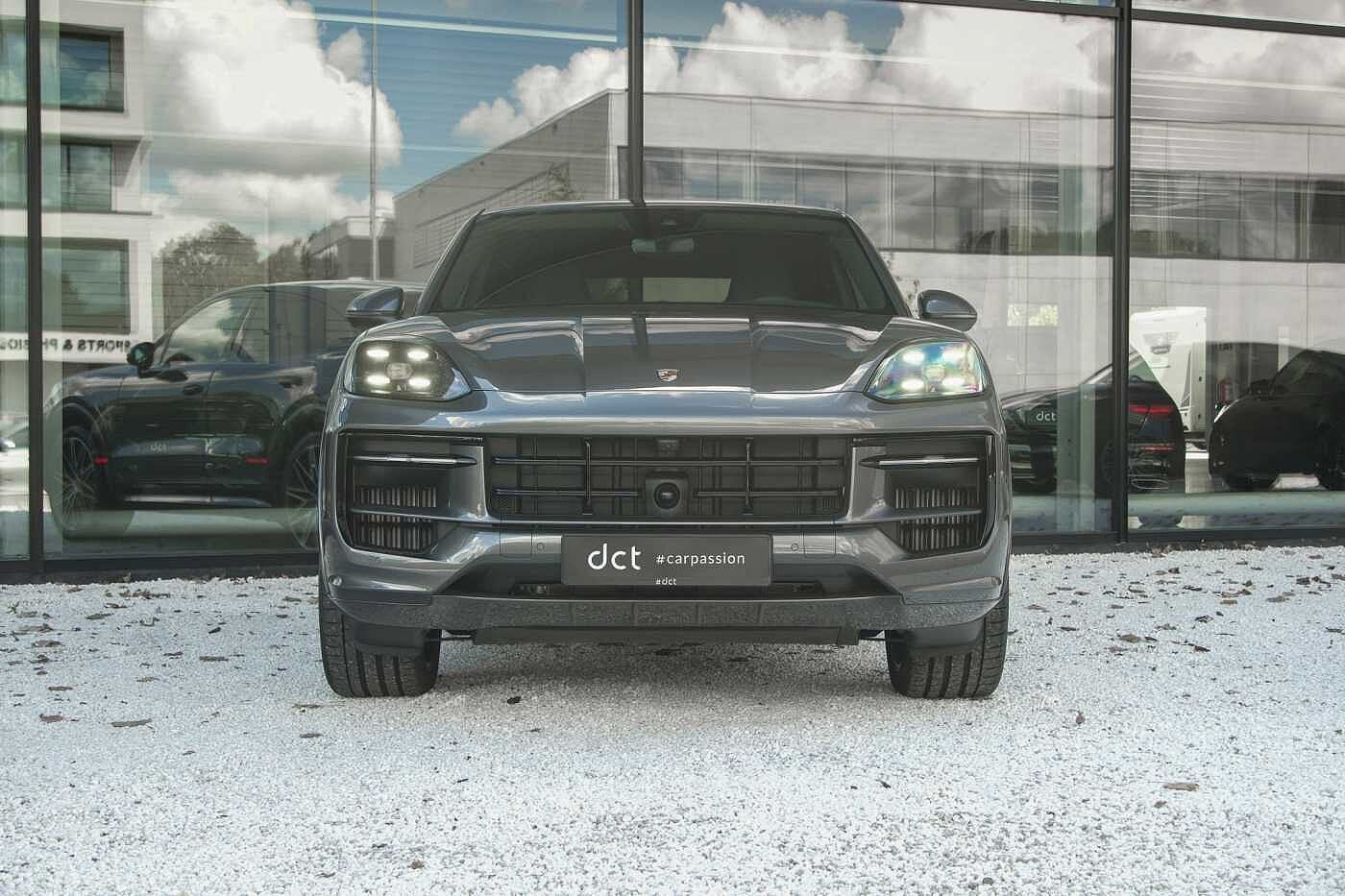 Porsche Cayenne COUPE Coupé E-hybrid 22inch SportDesign BOS, Automaat, Gebruikt, 2995 cc, https://public.car-pass.be/vhr/b0f59958-391f-4c39-8f8c-a4549237c7a5