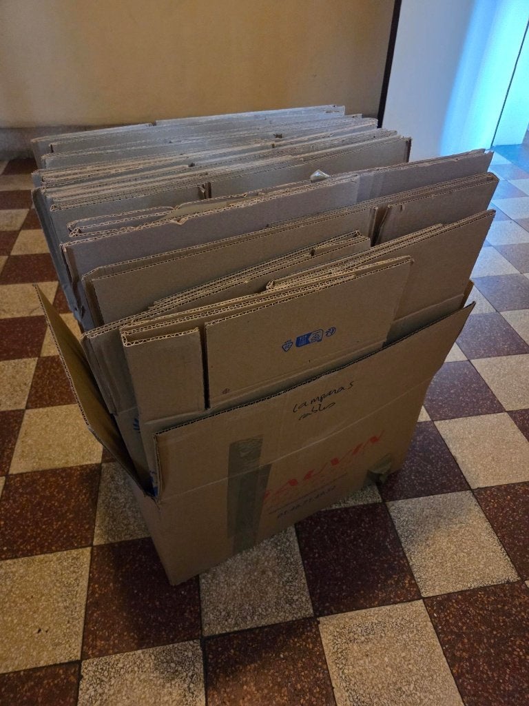 Set van +30 verhuisdozen, Doe-het-zelf en Bouw, Kratten en Dozen, Ophalen, 40 tot 60 cm, Opvouwbaar, 75 tot 100 cm