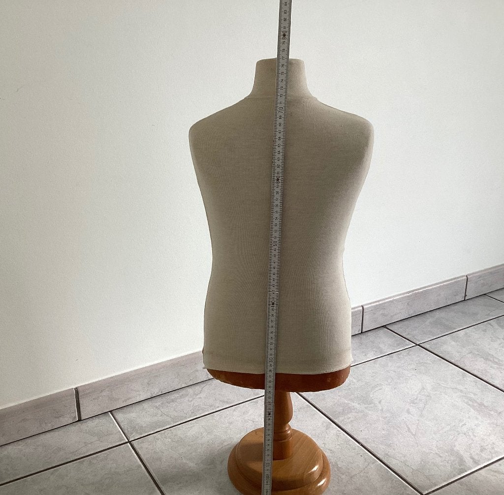 Paspop (etalagepop) met houten voet, Hobby & Loisirs créatifs, Couture & Fournitures, Enlèvement, Mannequin