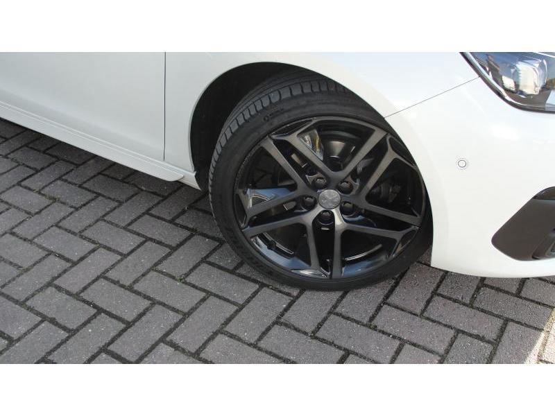 Peugeot 308 1.2 PureTech S&S GT EAT8 5d 96kW, Autos, Peugeot, Achat, Euro 6, https://public.car-pass.be/vhr/96d9f5f4-64cb-4152-9ce0-6841b1641f87