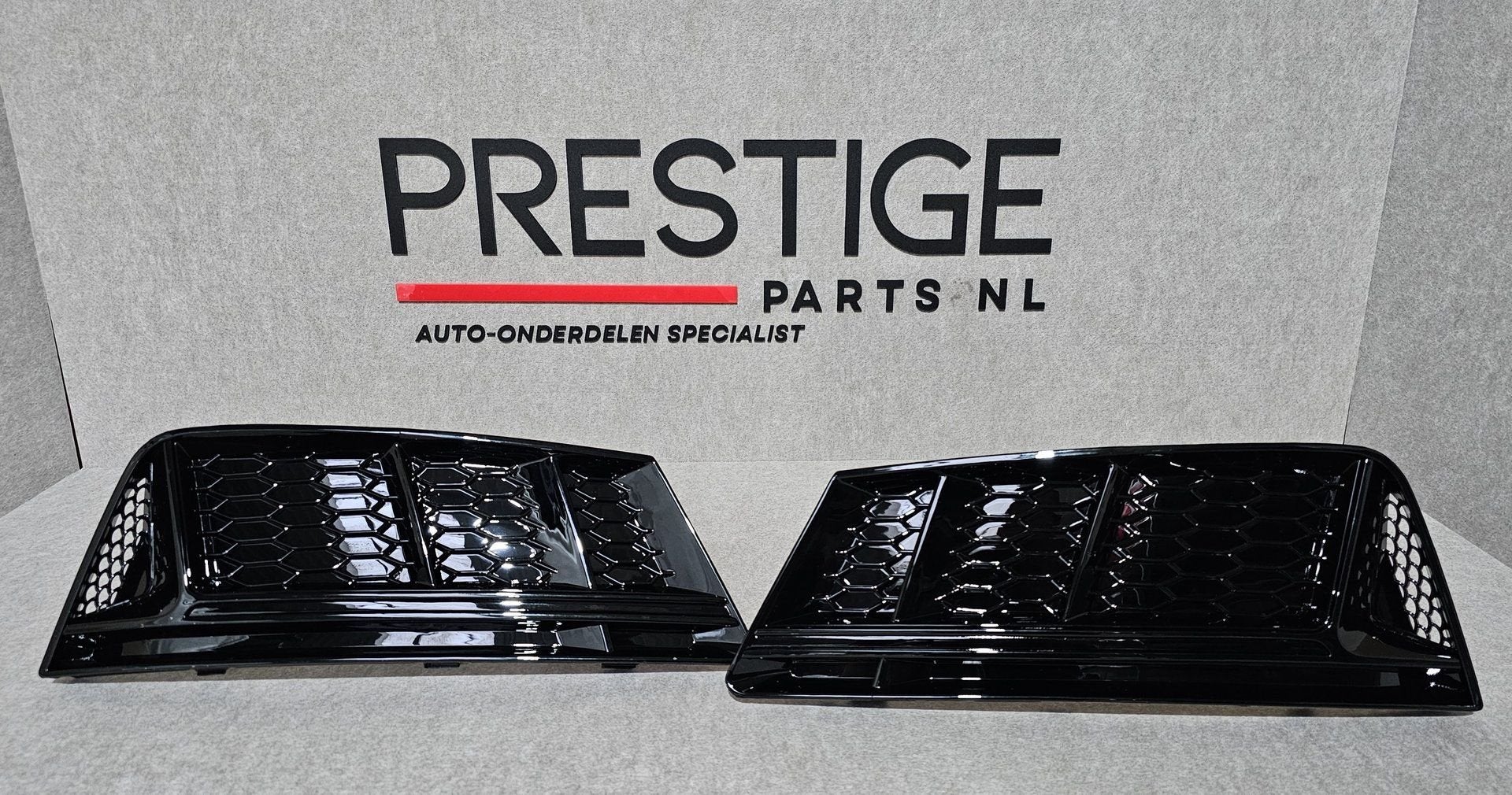 Roosters Audi A4 B9 8W HOOGLANS ZWART LINKS RECHTS RS LOOK, Neuf, -, Origine de la pièce connue, -