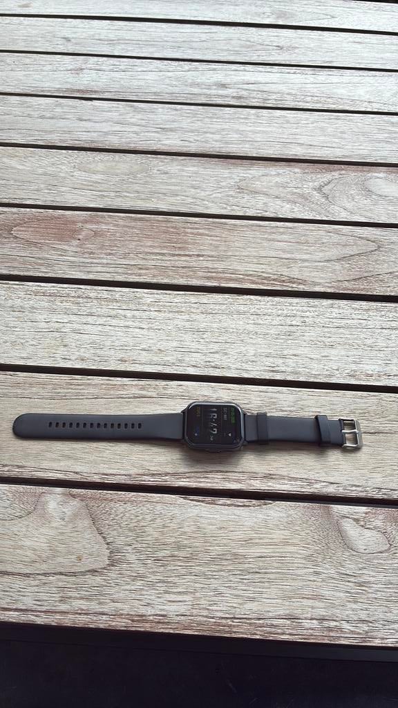 Smartwatch zwart, Bijoux, Sacs & Beauté, Montres de sport, Enlèvement ou Envoi, Battement de coeur, Comme neuf, Noir