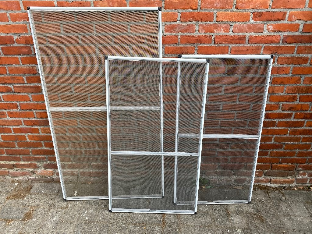 Vliegenraam Gratis af te halen, Ophalen, Gebruikt, Gevelraam of Ruit