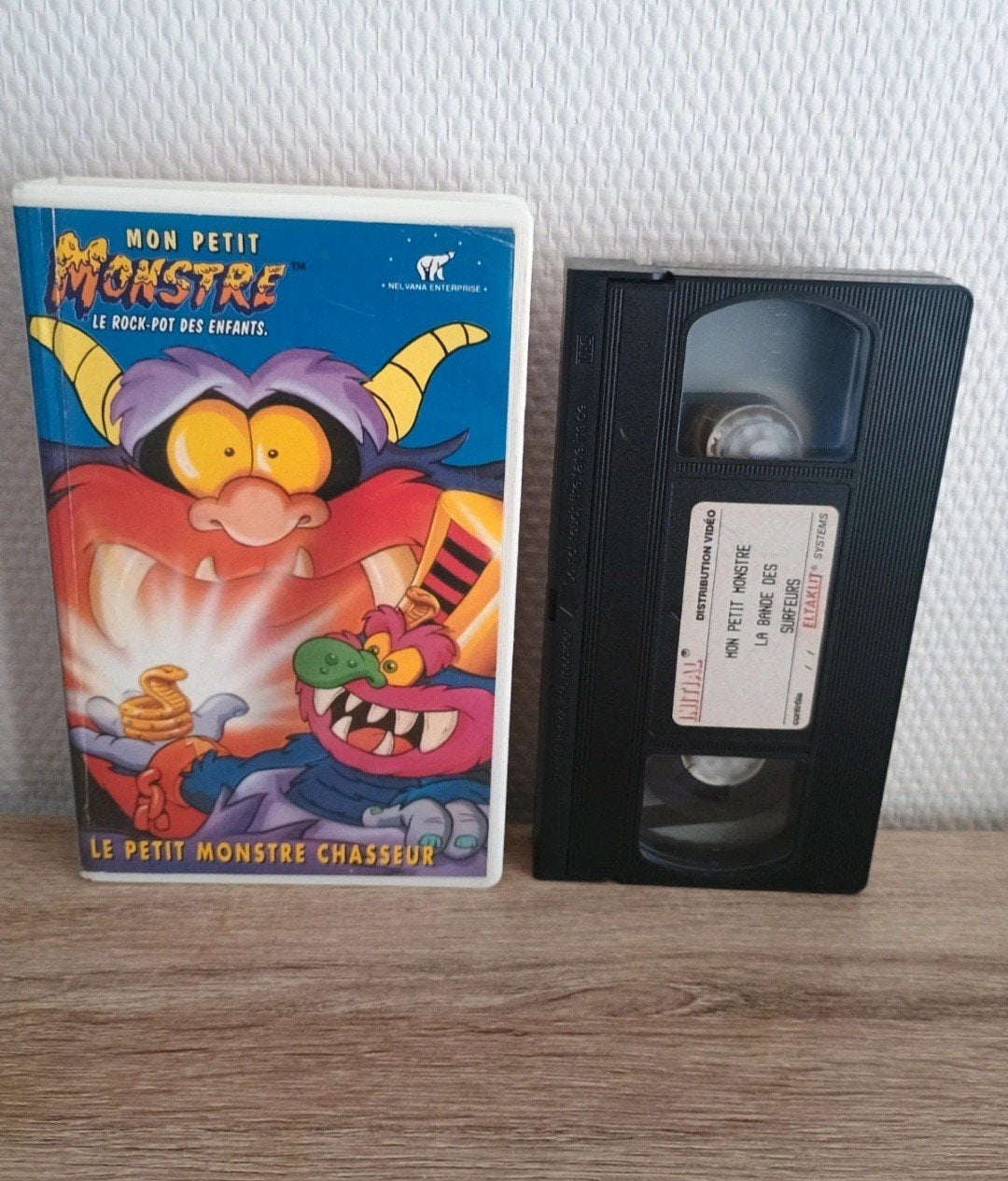 VHS MON PETIT MONSTER „MIJN HUISDIERENMONSTER”, Ophalen of Verzenden, Gebruikt, Tekenfilm, VHS