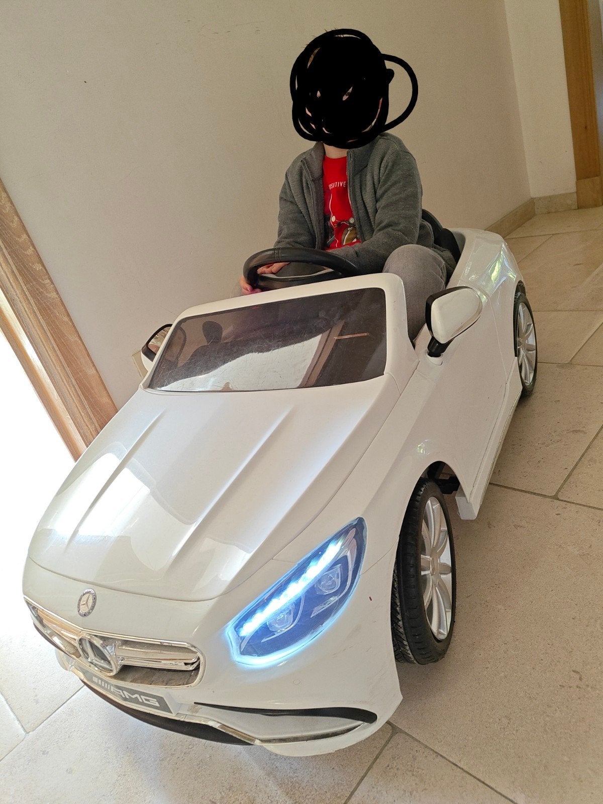 Electrische auto MB AMG wit, Ophalen