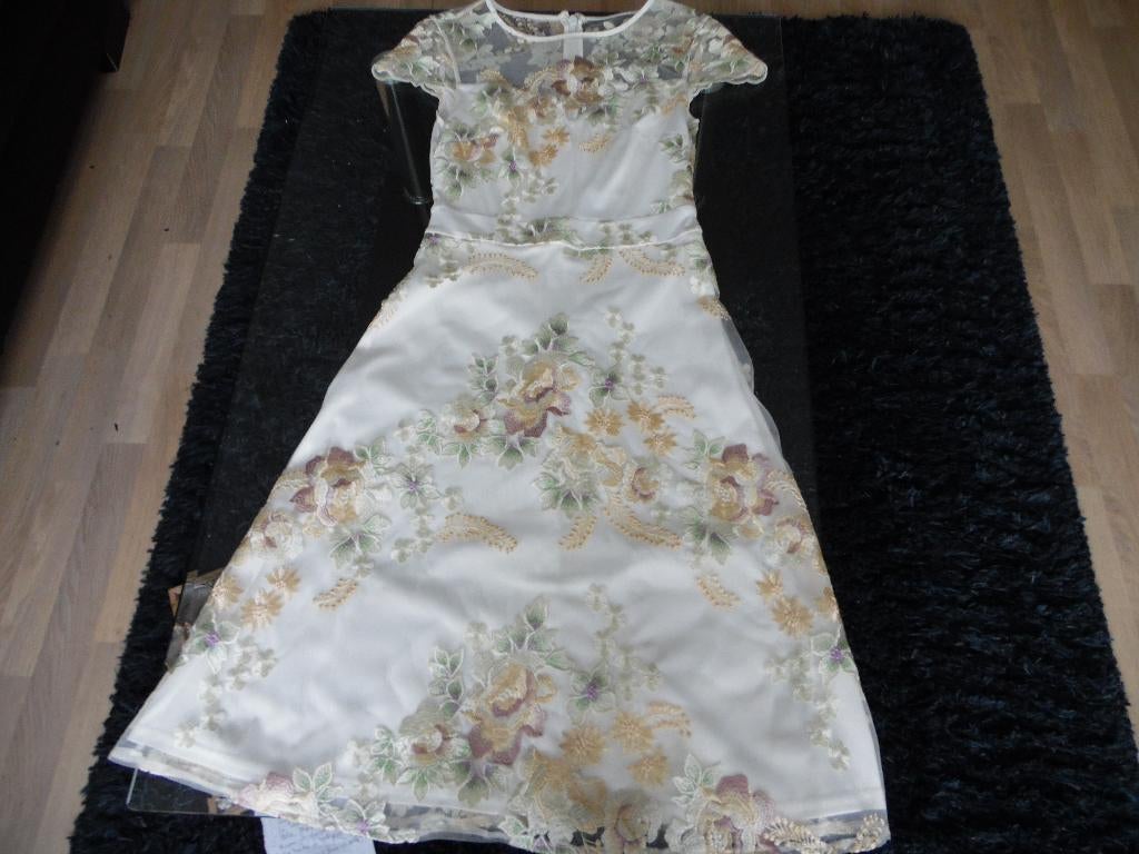 LIPSY LONDON GEBORDUURDE JURK, Wit, Ophalen of Verzenden, Zo goed als nieuw, Lipsy London