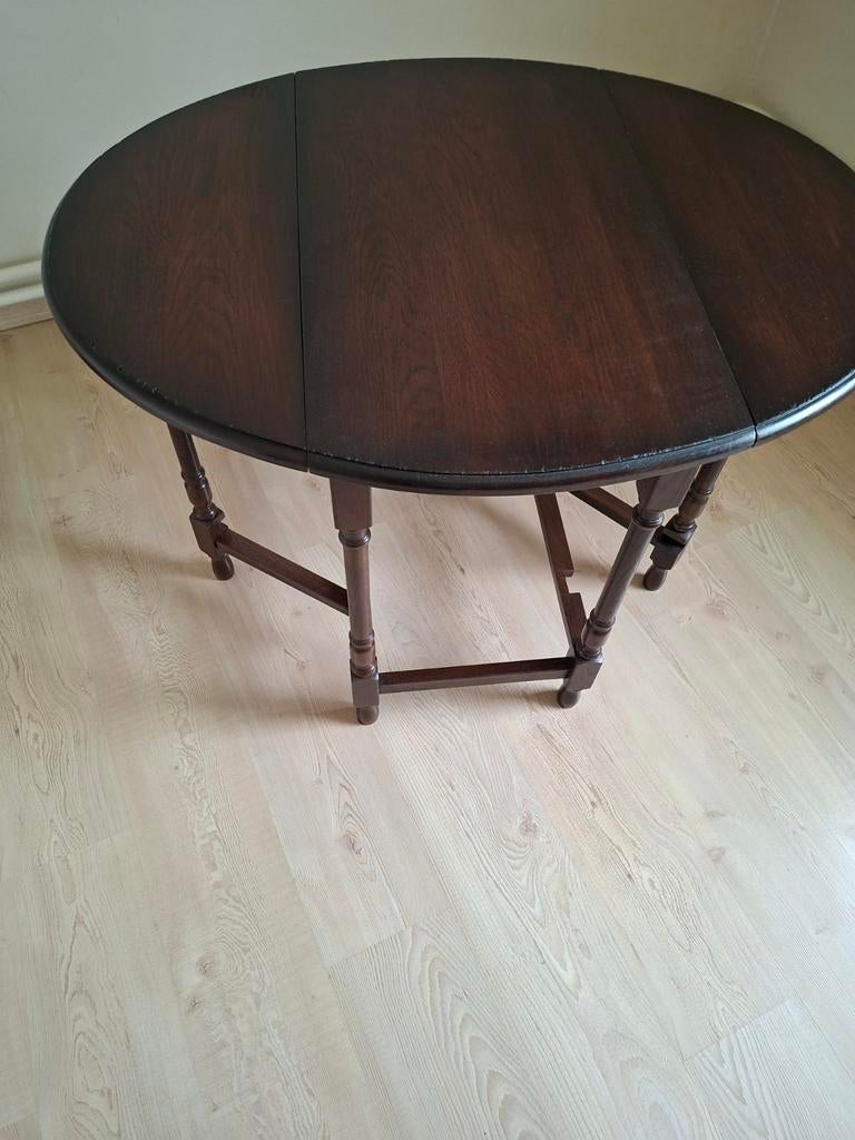Engelse tafel, Ophalen