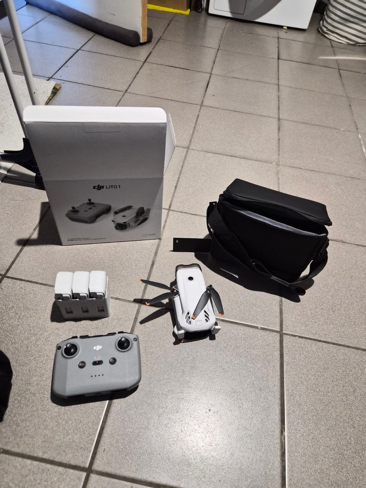 drone dji lito1 2 keer meegevloden, TV, Hi-fi & Vidéo, Drones, Retour au point de départ, Moins de 250 g, Qualité supérieure, 1 à 5 km