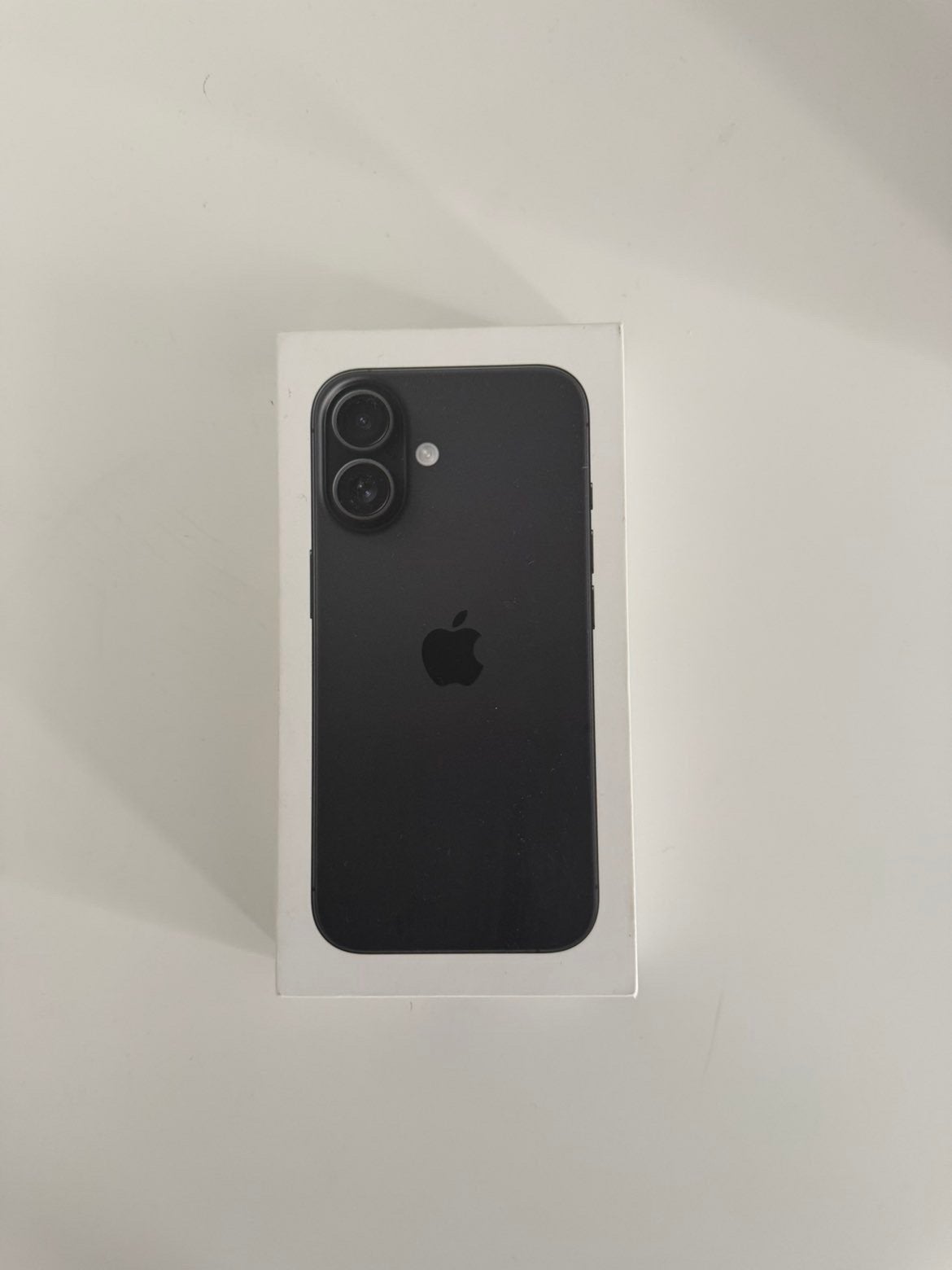 Iphone 16, Télécoms, Téléphonie mobile | Housses, Coques & Façades | Apple iPhone, Enlèvement ou Envoi, Comme neuf, IPhone 16