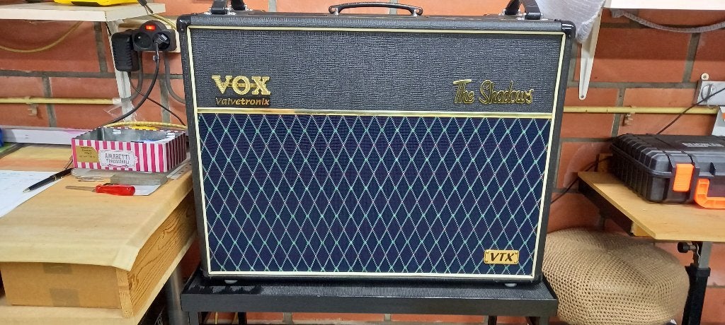 Vox Valvetronix 120VTX met extra's, Muziek en Instrumenten, Ophalen, Zo goed als nieuw, Gitaar, 100 watt of meer
