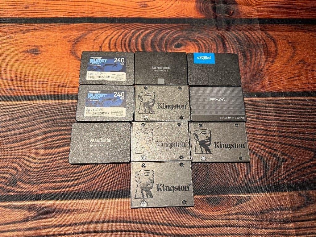 SSD's in verschillende grotes, Computers en Software, Harde schijven, Gebruikt, SSD, SATA, Ophalen