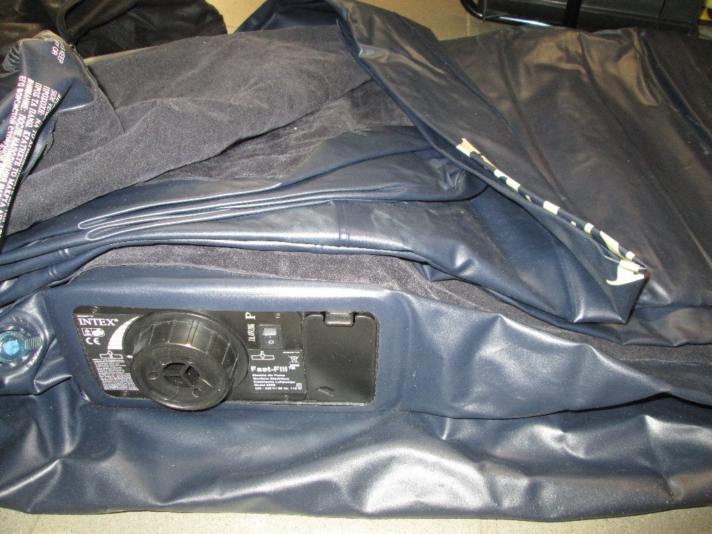 opblaasbaar  2pers matras, Ophalen, Ingebouwde pomp, Gebruikt, 2-persoons