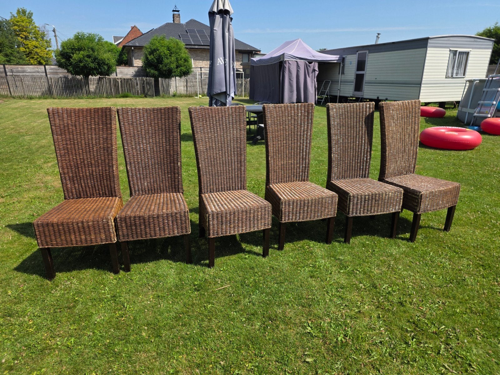 Tuinstoelen, Ophalen