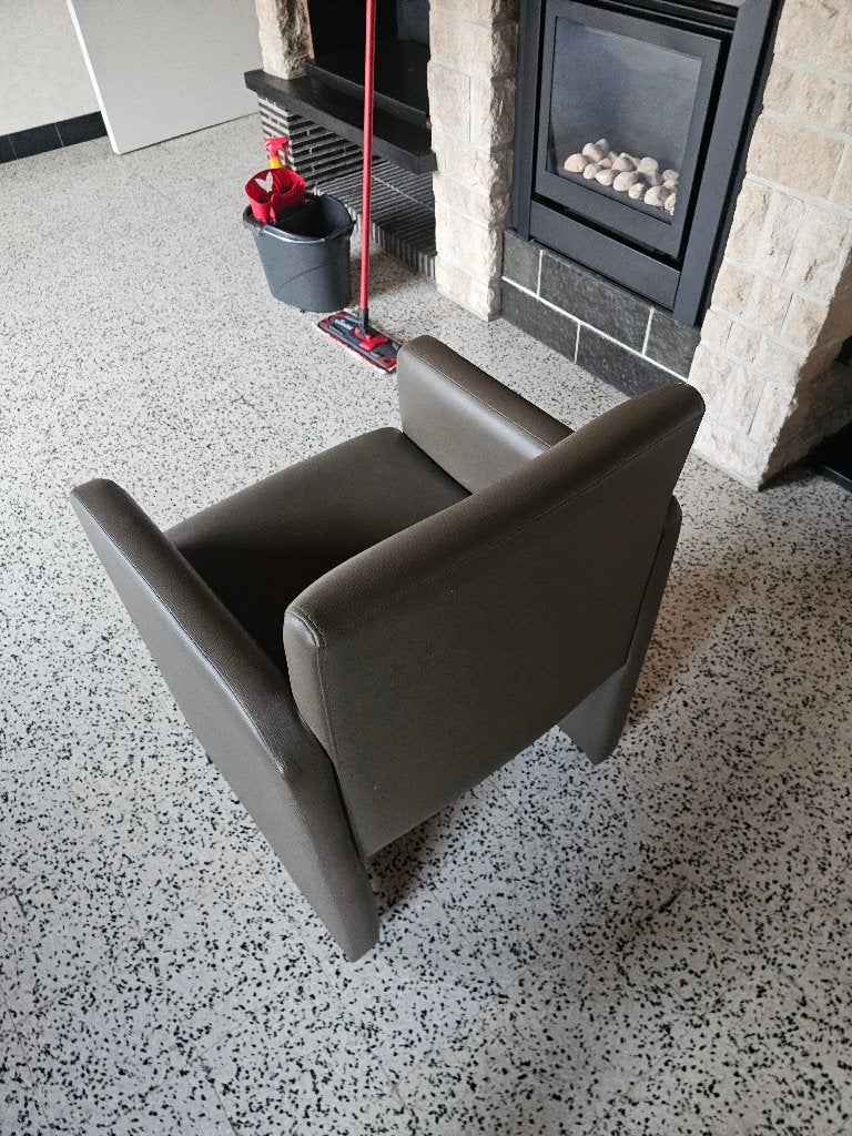 Leren Stoelen voor eettafel met wieltjes, Ophalen, Bruin, Leer, Zo goed als nieuw