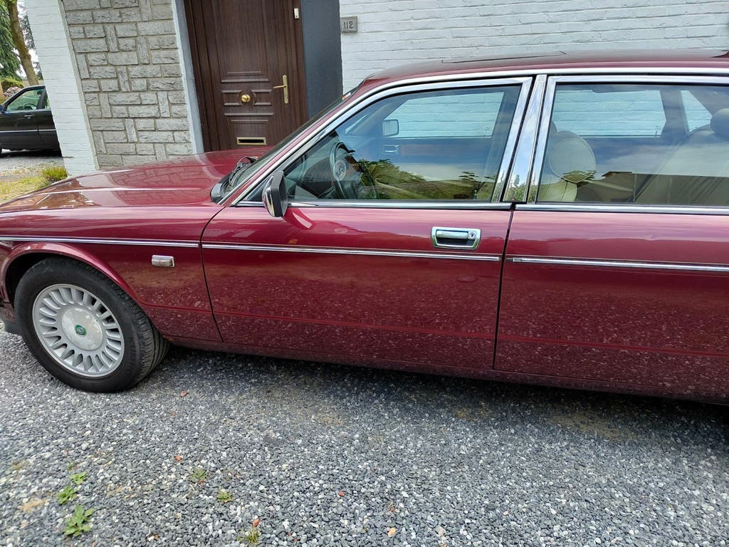 Daimler 36/Jaguar XJ40, foto 10