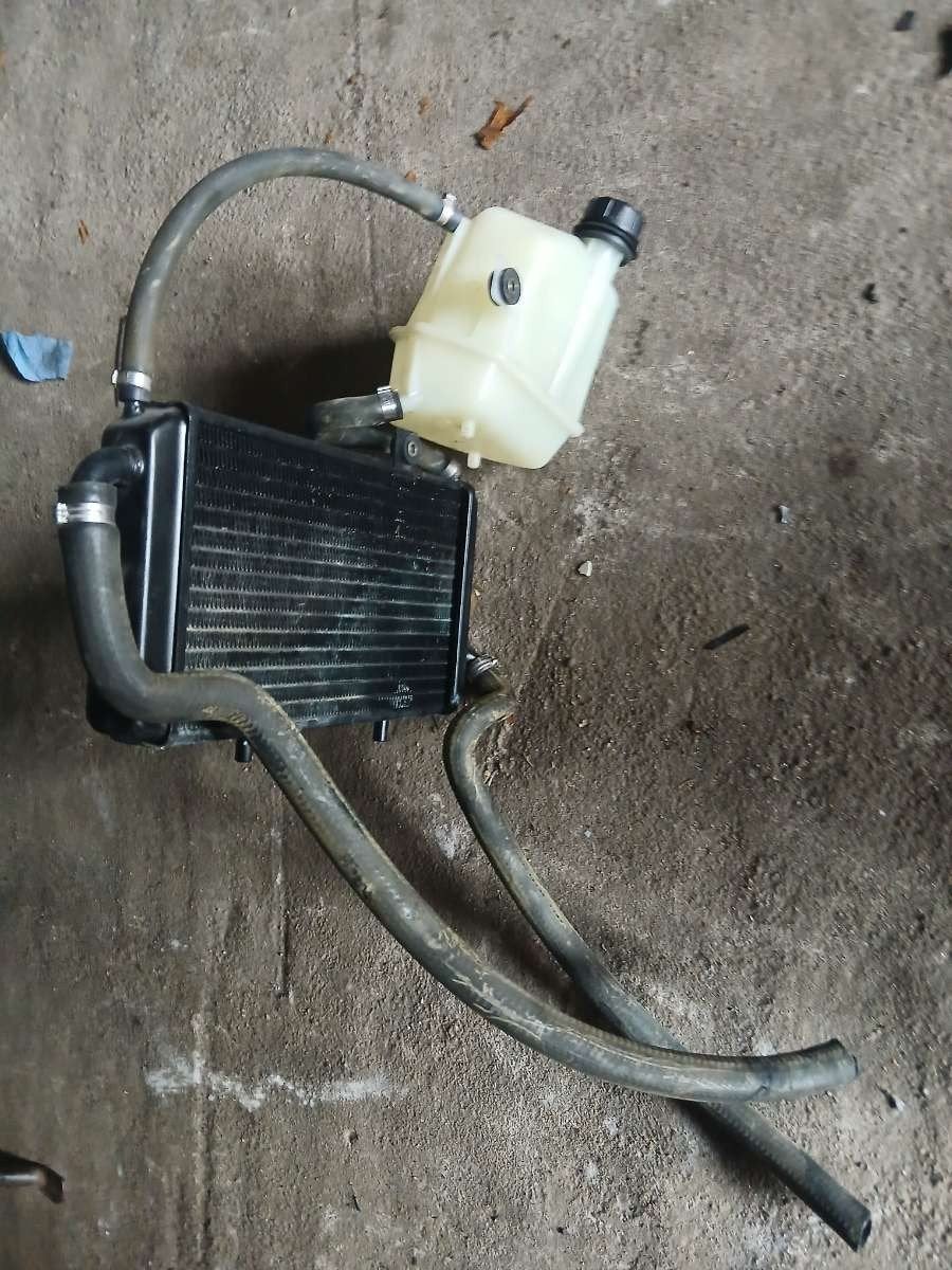 piaggio hexagon radiateur met reservoir en slangen, Ophalen, Zo goed als nieuw, Overige typen, Piaggio