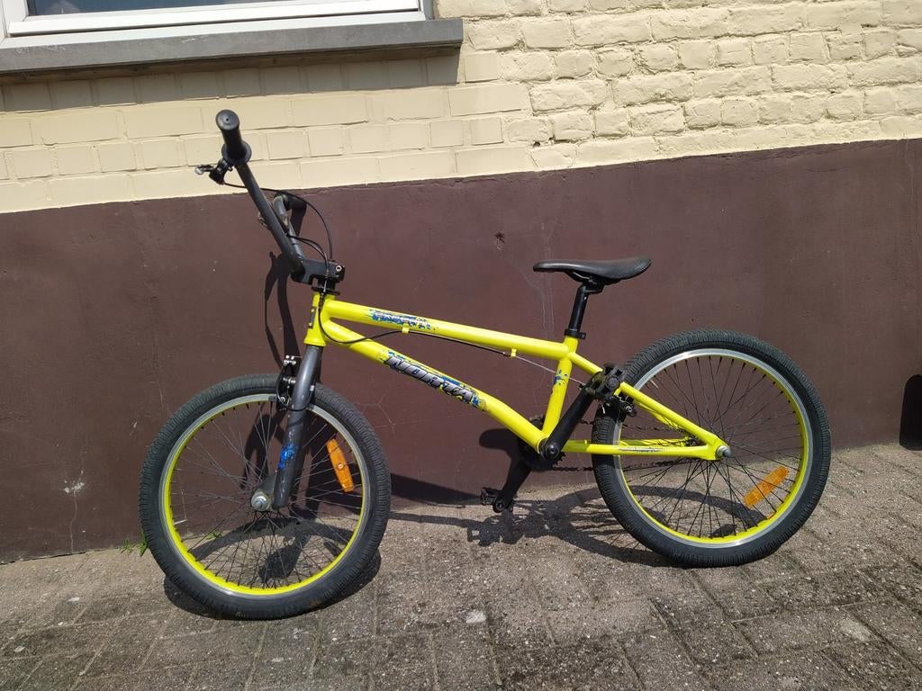 BMX 20inch in goede staat, Fietsen en Brommers, Ophalen, Gebruikt, Staal, Velgrem