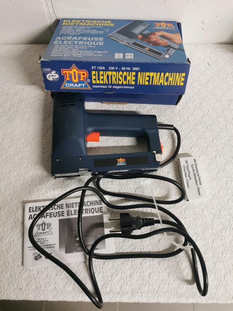 Elektrische nietmachine, Ophalen of Verzenden