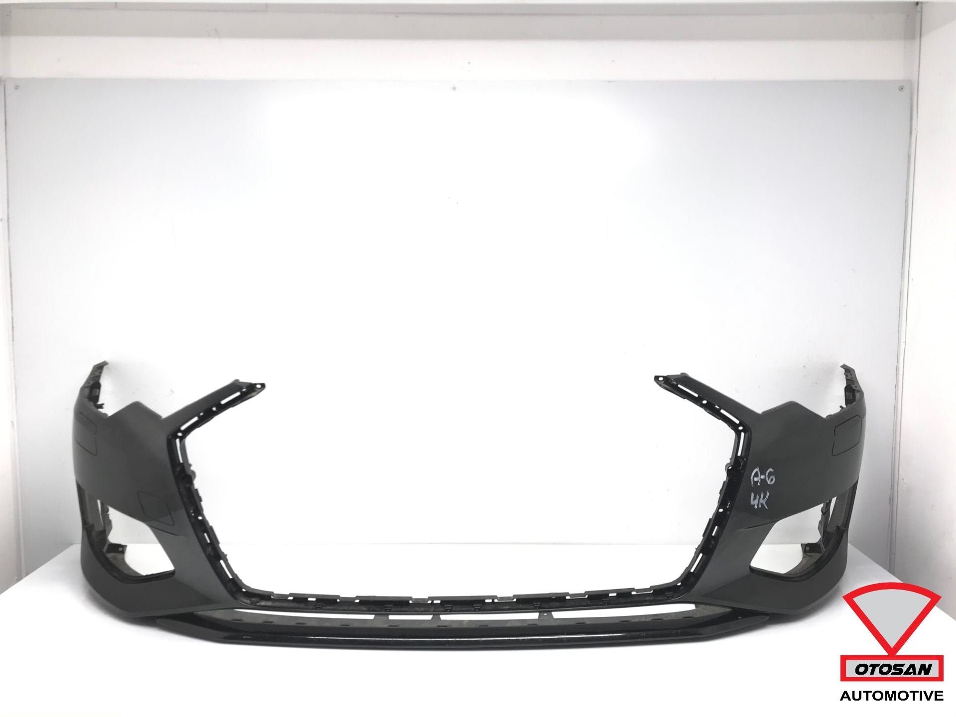 Audi A6 4K C8 Voorbumper Bumper KLS 6xPDC Origineel!, Gebruikt, AUDI AG, Auto-Union-Strasse 1
85045  Ingolstadt, DE, Audi