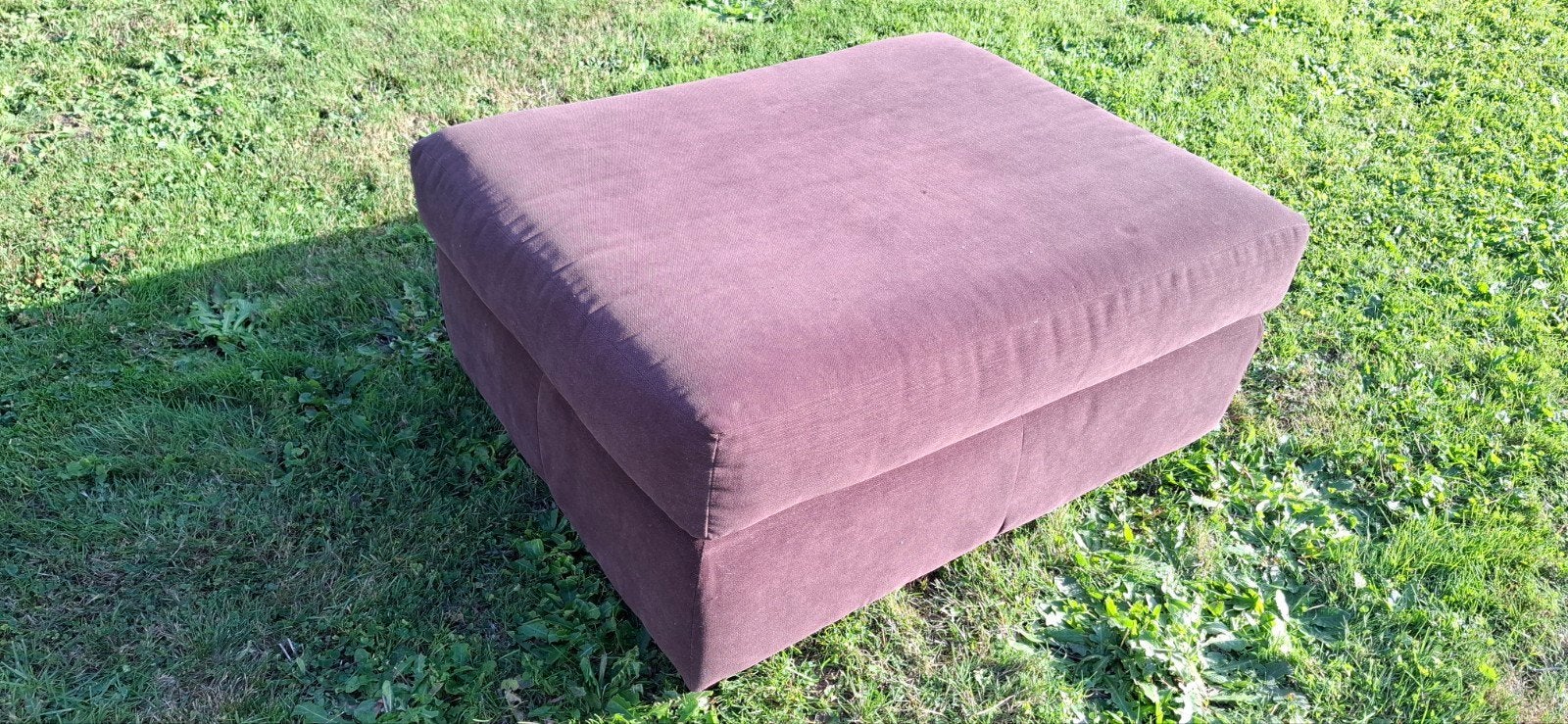POUF EN VELOUR., Maison & Meubles, Enlèvement