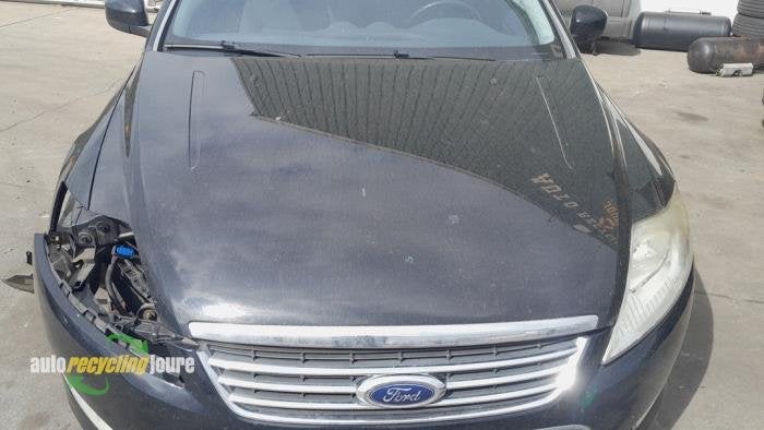 Capot d'un Ford Mondeo, -, -, 3 mois de garantie, -