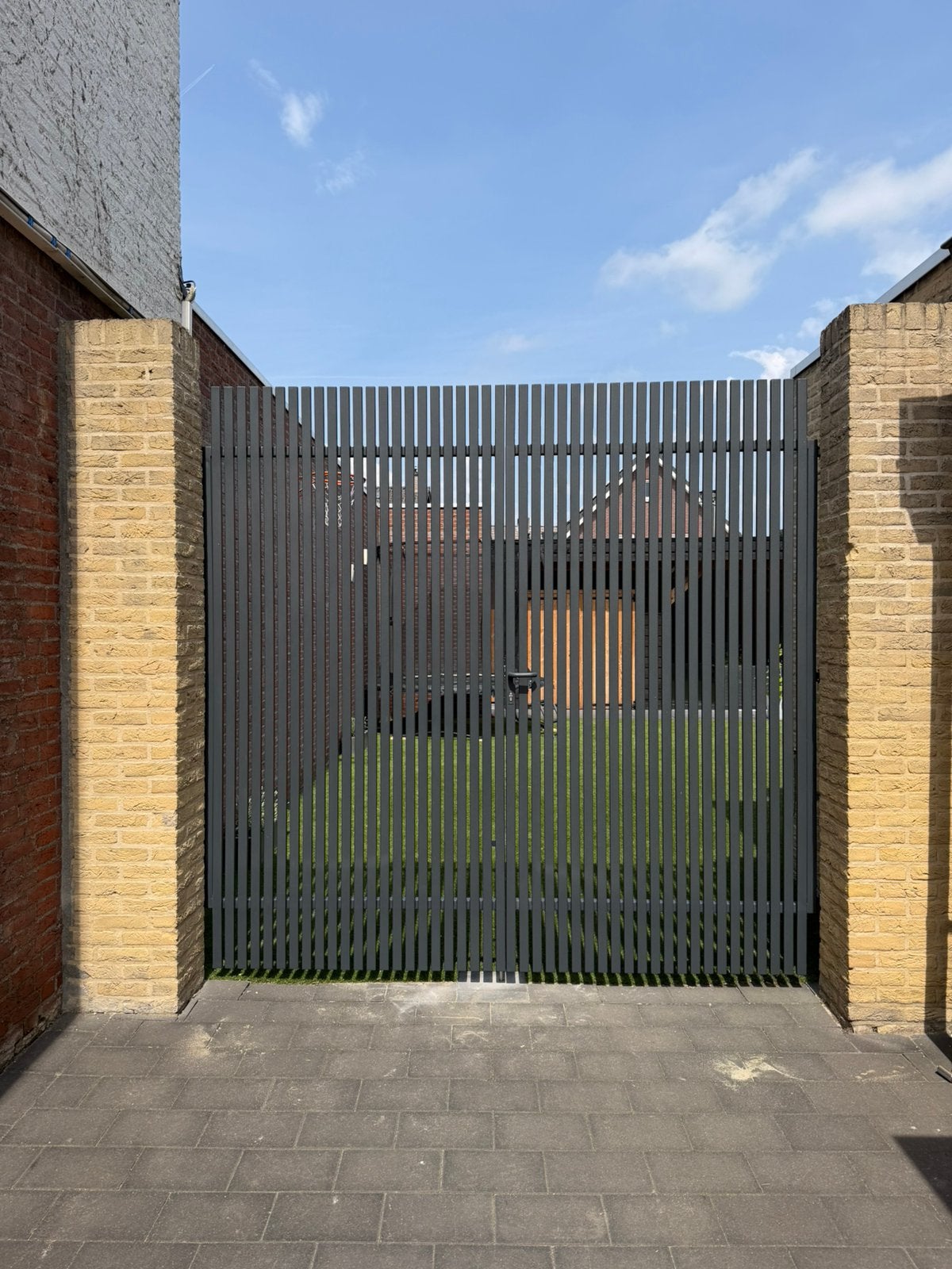 Stalen poort, Tuin en Terras, Ophalen