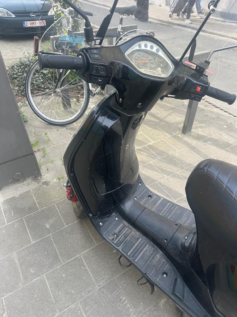Scooter, Fietsen en Brommers, Scooters | Overige merken, Ophalen, Gts, Klasse A (25 km/u), Zo goed als nieuw