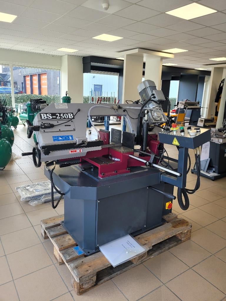 MAC-TOOL ONW-250B Profi Semi-auto lintzaagmachine 380V), Doe-het-zelf en Bouw, 70 mm of meer, Nieuw, 600 tot 1200 watt, Ophalen of Verzenden