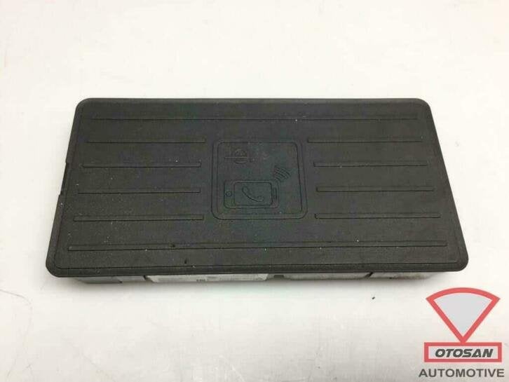 vw touareg 2018 vag koppelantenne draadloos laden 4n0035502, Gebruikt, Volkswagen, Volkswagen AG, Vw@volkswagen.de