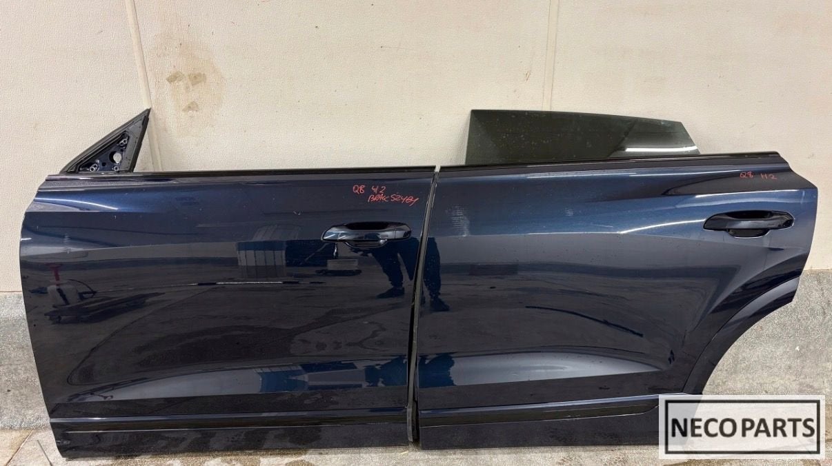 AUDI Q8 4M8 PORTIER DEUR VOOR ACHTER LINKS ALLES LEVERBAAR!, Gebruikt, -, Achter, -