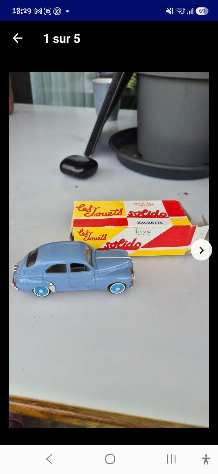 Voiture 1/43 Peugeot 203 bleu  hachette les jouets 1/43, Enlèvement, Comme neuf, Voiture